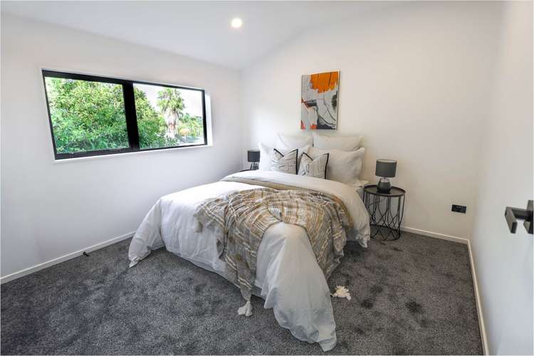 2/6 Broadview Place_3