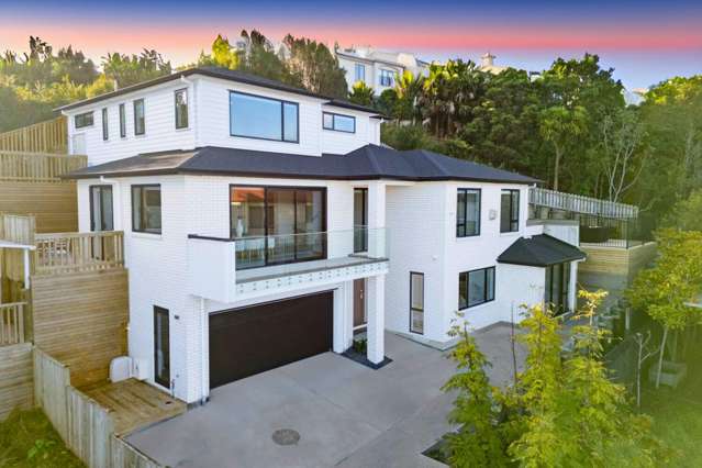 Elevated Luxury! Solid New build