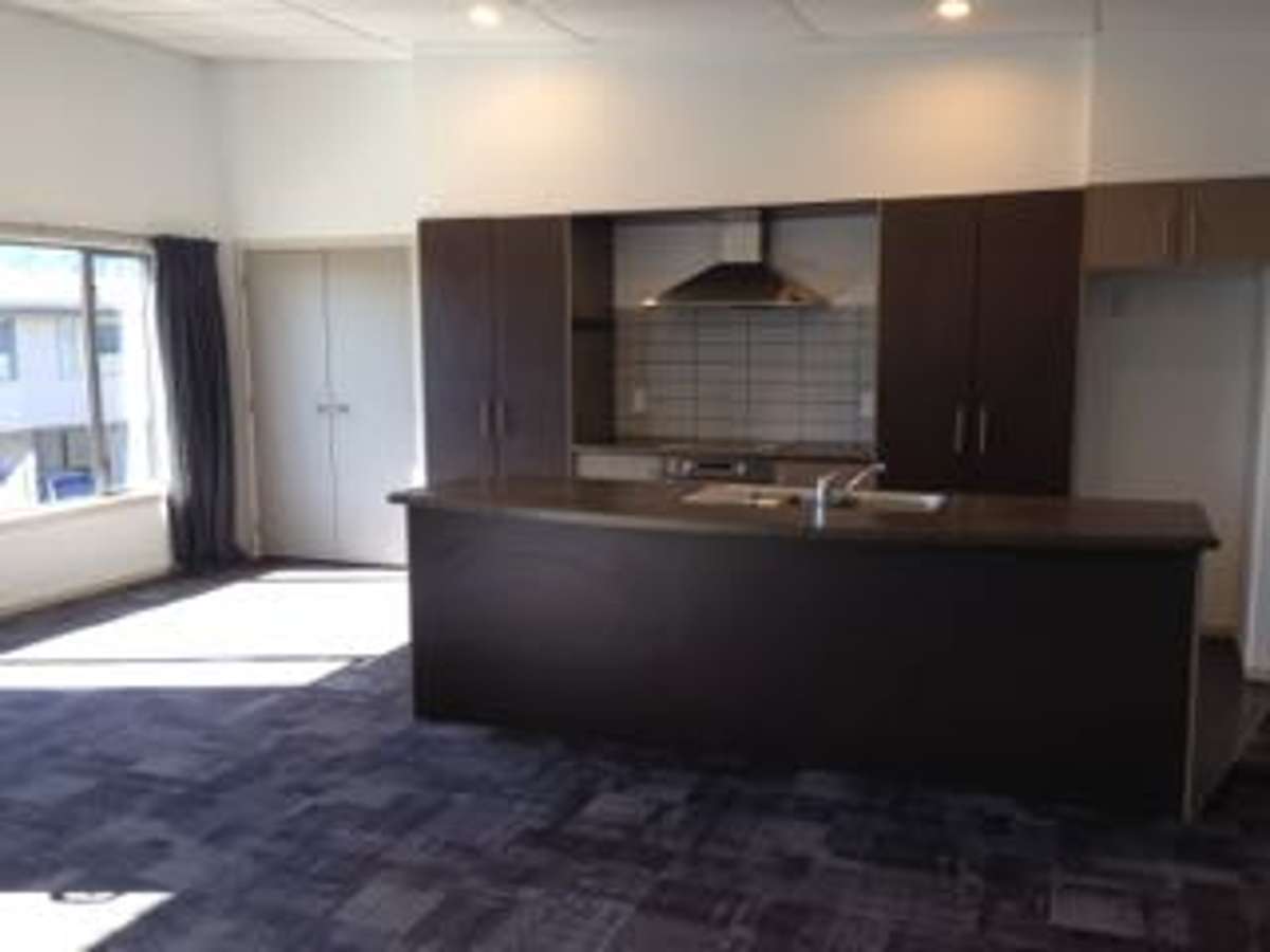 2/31 Miro Street, Town Centre 4