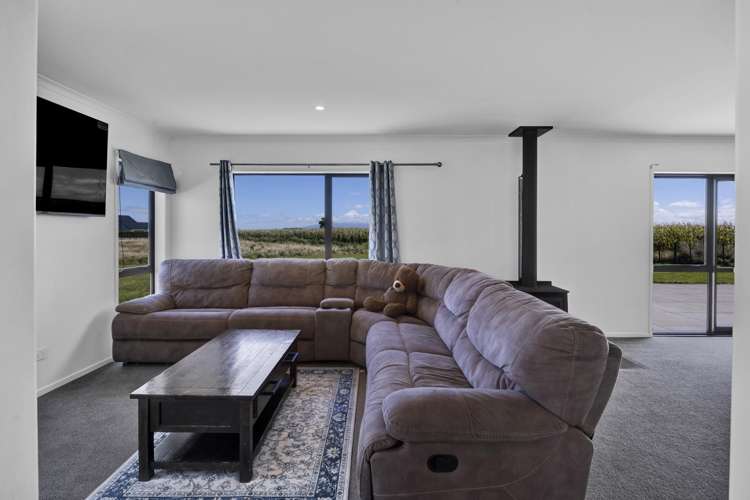 271 Ohangai Road Hawera_12