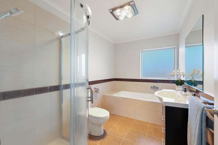 16 Coolaghy Drive Flat Bush_17