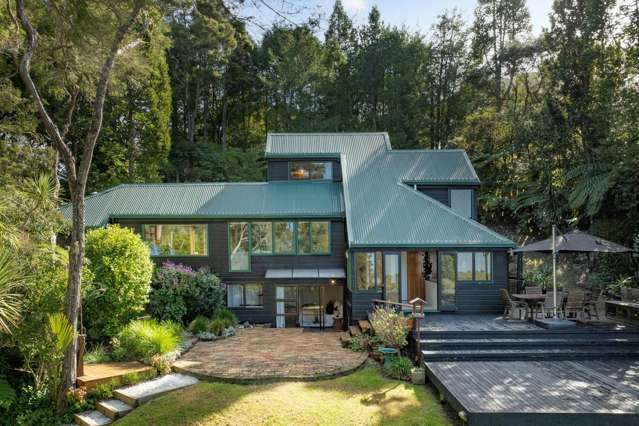 Holiday... Every. Day.