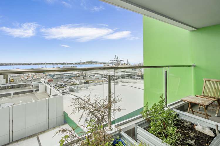 1007/18 Beach Road Auckland Central_6