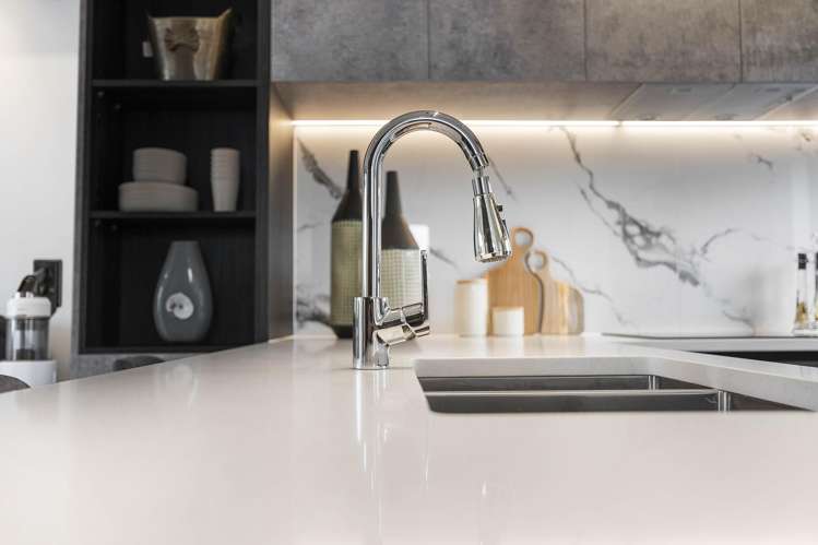 1/18 Riverview Road New Lynn_30