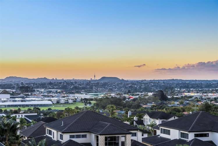 54 Armstrong Farm Drive East Tamaki Heights_3