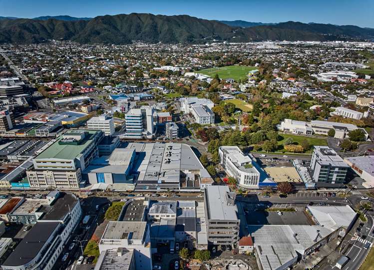 129-131 High Street Hutt Central_18