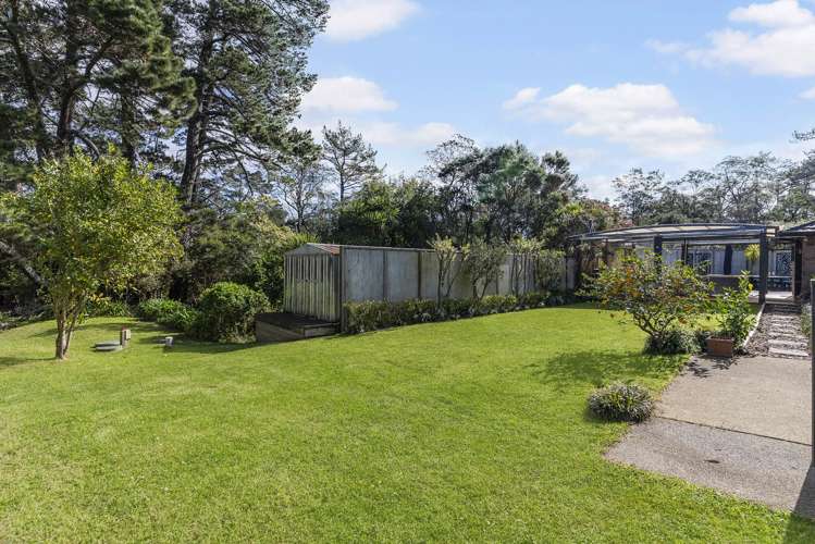 40 Shelter Drive Greenhithe_24