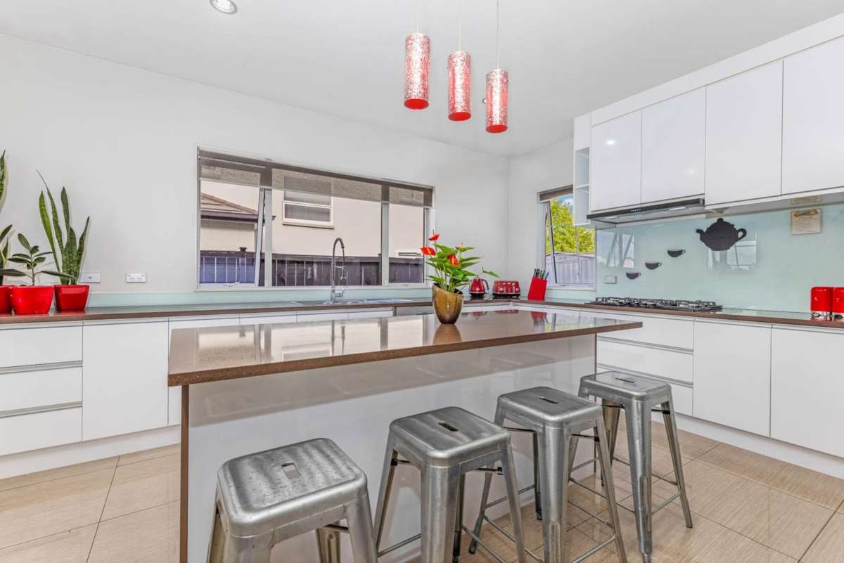 39 Pickaberry Avenue_2