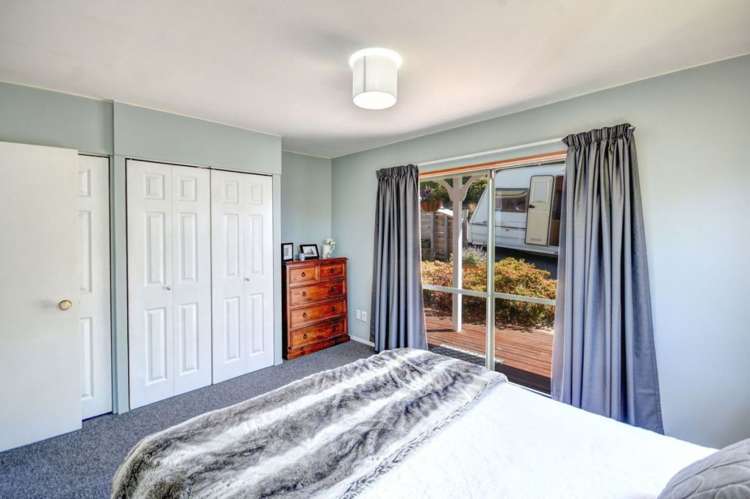 7 Thomson Street Green Island_10