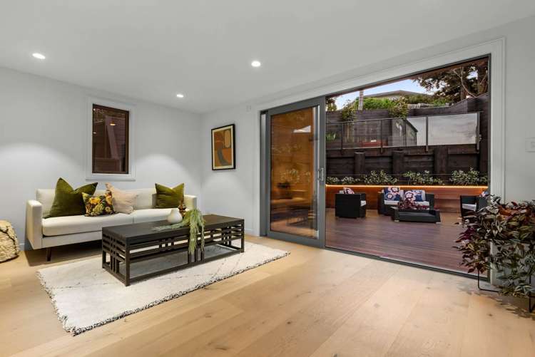 61A Churchill Road Murrays Bay_30