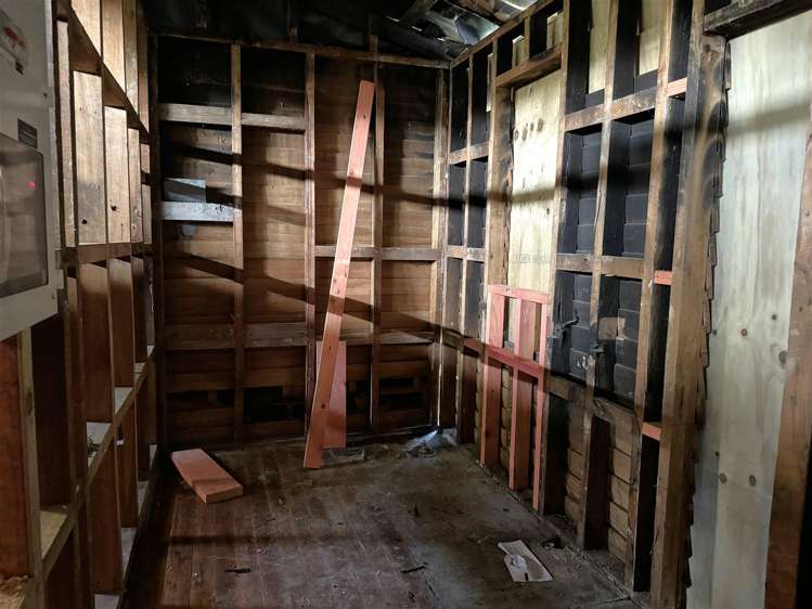 426 State Highway 6 Coal Creek_12