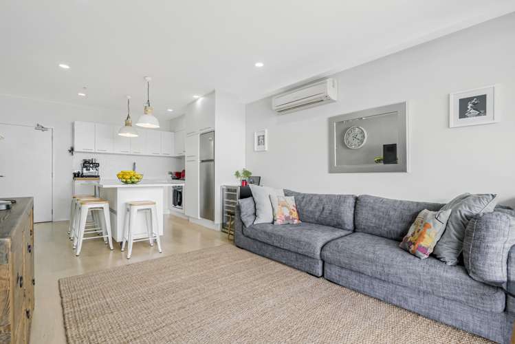 504/30 Beach Road Auckland Central_6