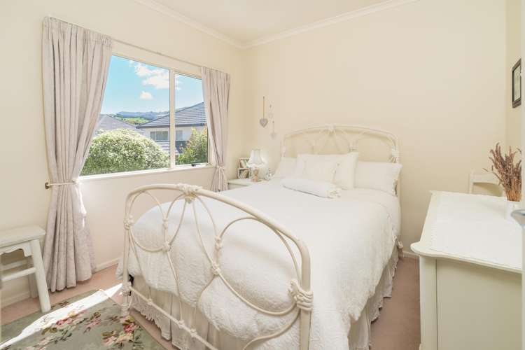 2 Derry Hill Churton Park_15