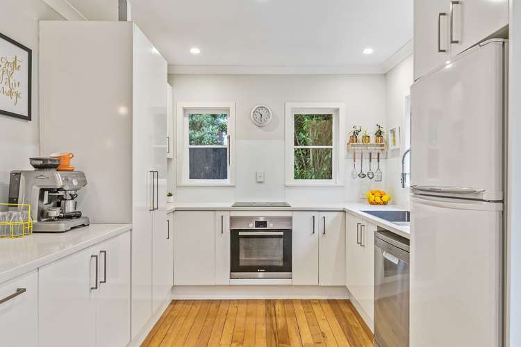 4 Rimutaka Place Titirangi_6