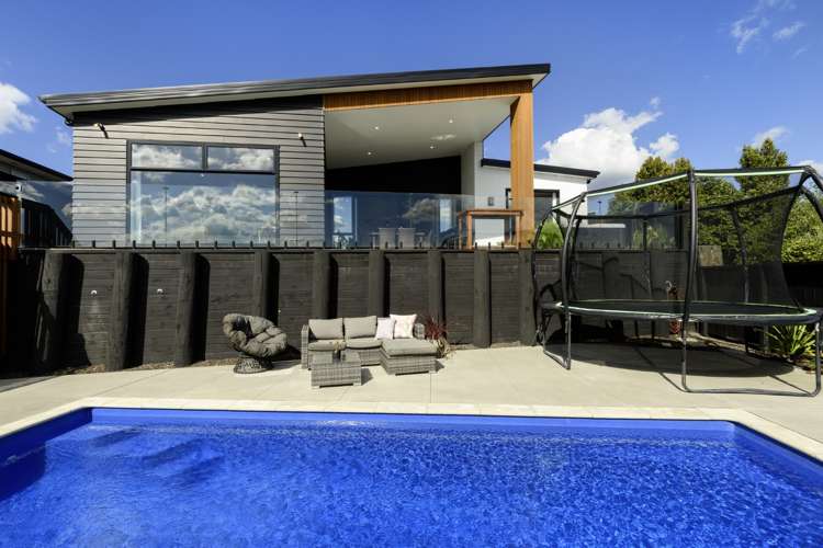 3 Gyle Place Pyes Pa_18