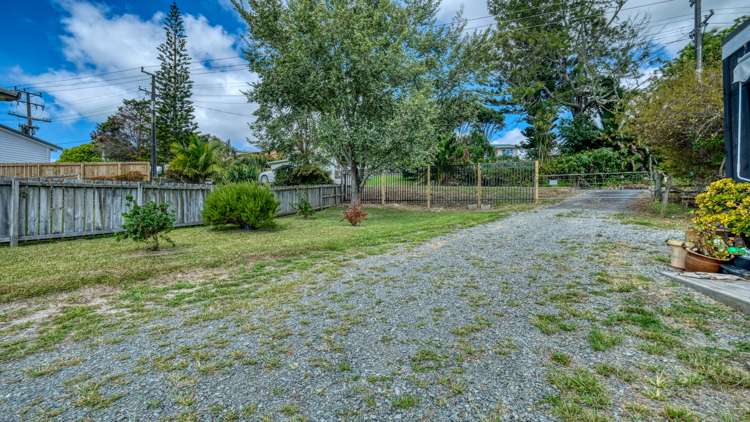 77 Donald Road Kaitaia_31