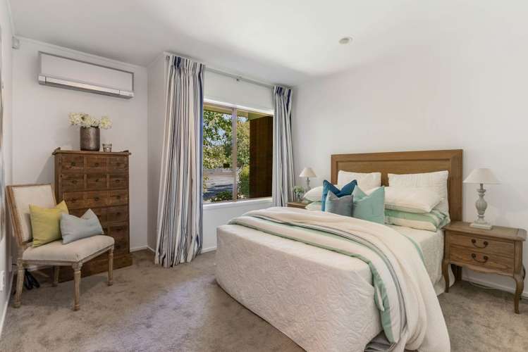 29 Himalaya Drive Half Moon Bay_16