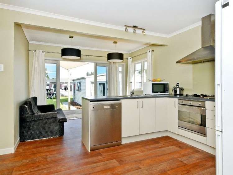 214 Clyde Street Hamilton East_5