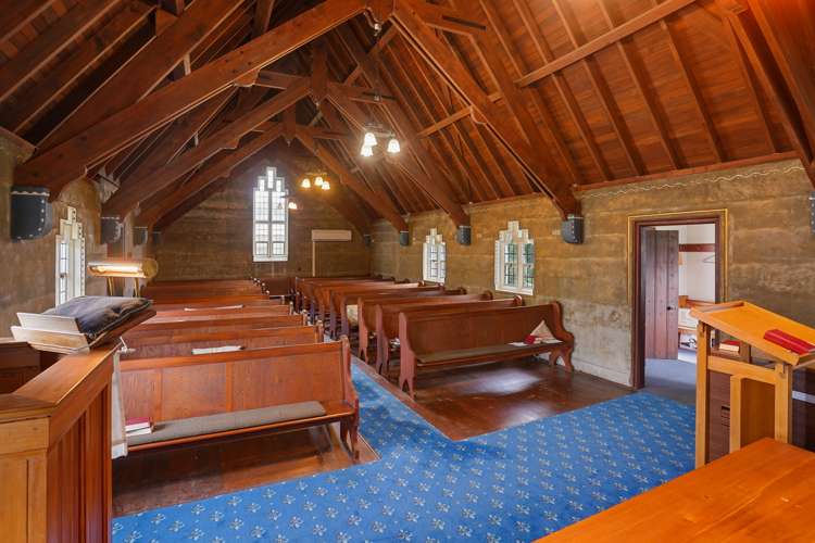 1664 Cust Road Cust_7