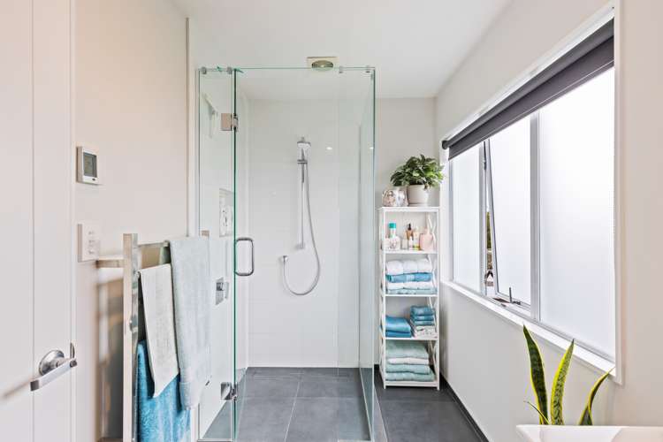 5 Tamati Place Merrilands_17