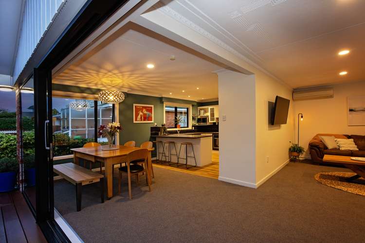 160 Chelmsford Street Windsor_21