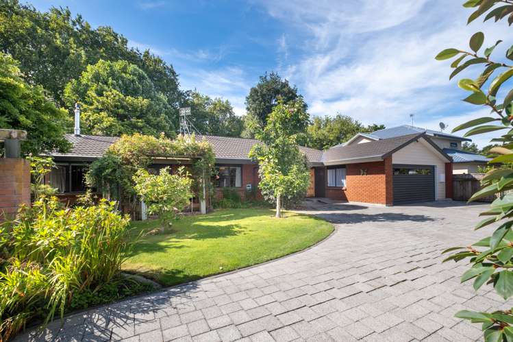 517 Nottingley Road Frimley_9