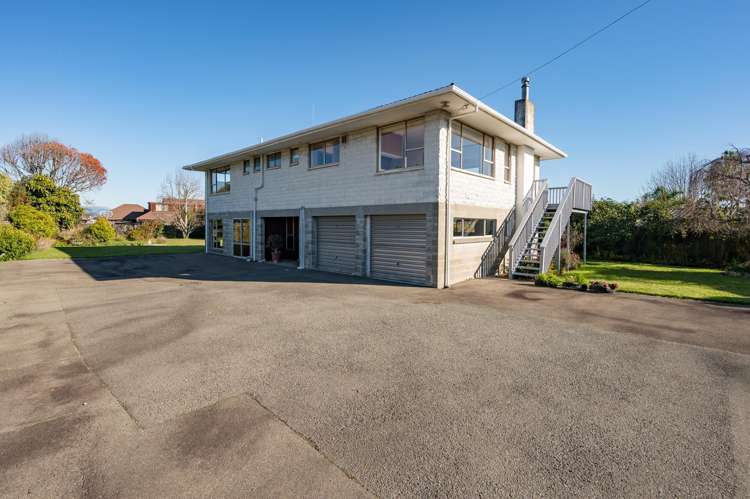 2 Balmoral Place Stoke_3