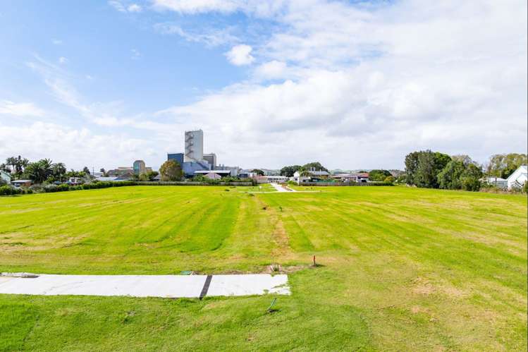 Lot 1/10 Bassett Street_5