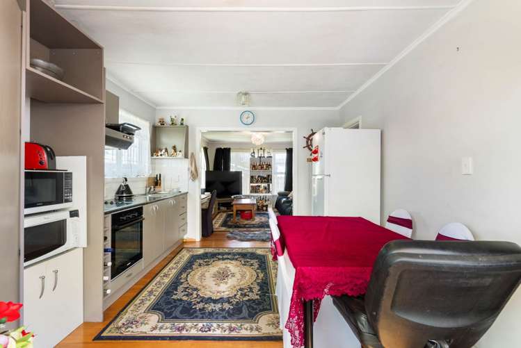 148 Clevedon Road Papakura_11