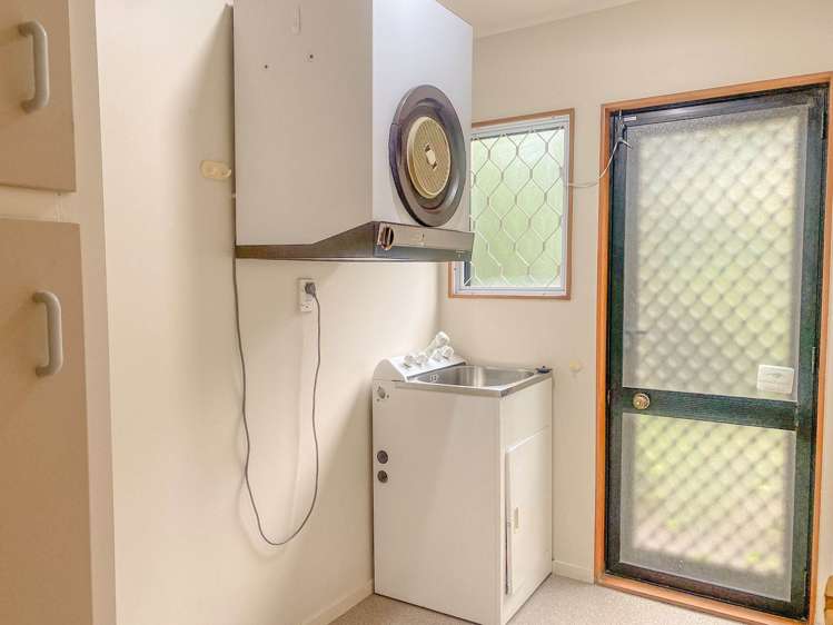 2/5 Willerton Avenue New Lynn_7