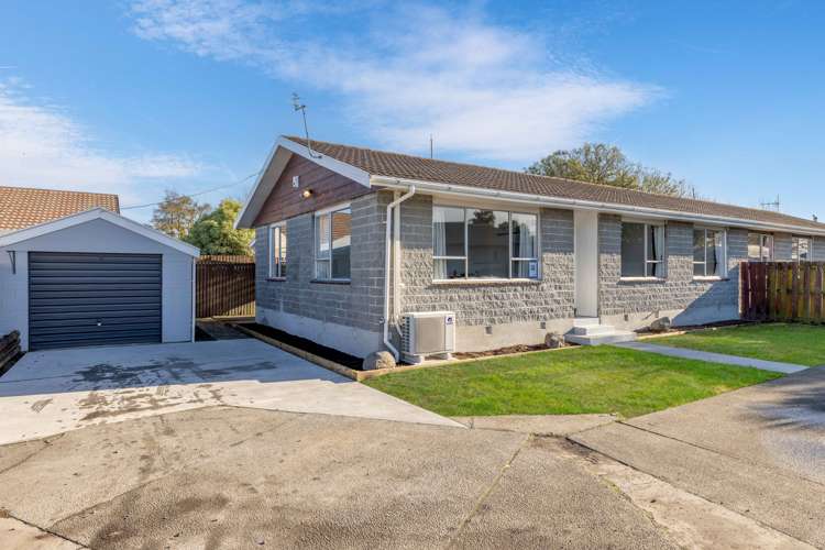1/11 Farnborough Street Aranui_1