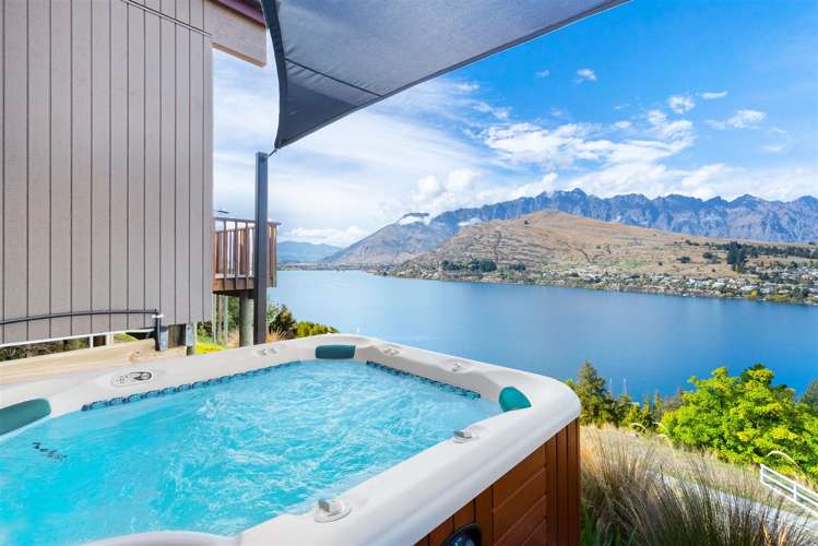 13 Sunrise Lane Queenstown_2