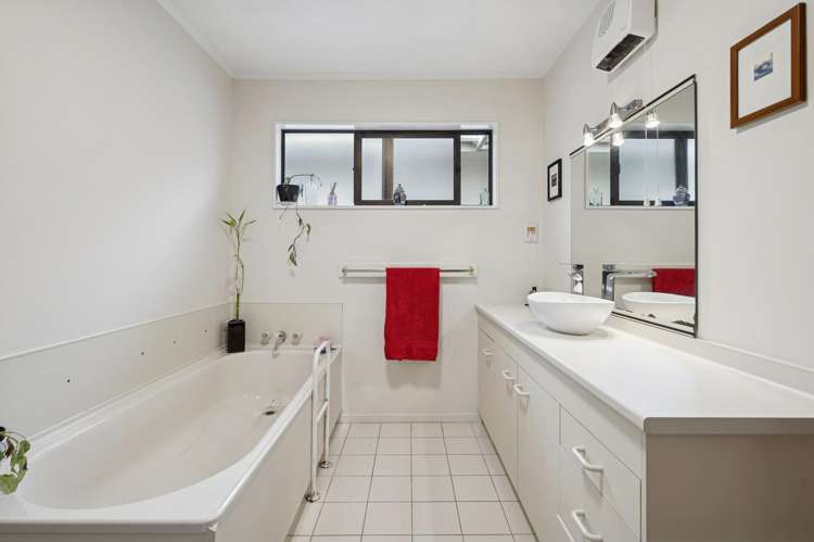 8A Gemini Place Kawaha Point_14