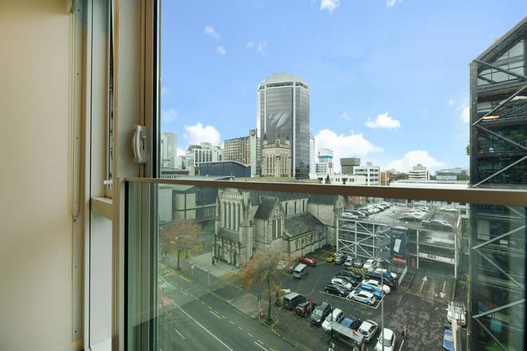 708/135 Hobson Street_2