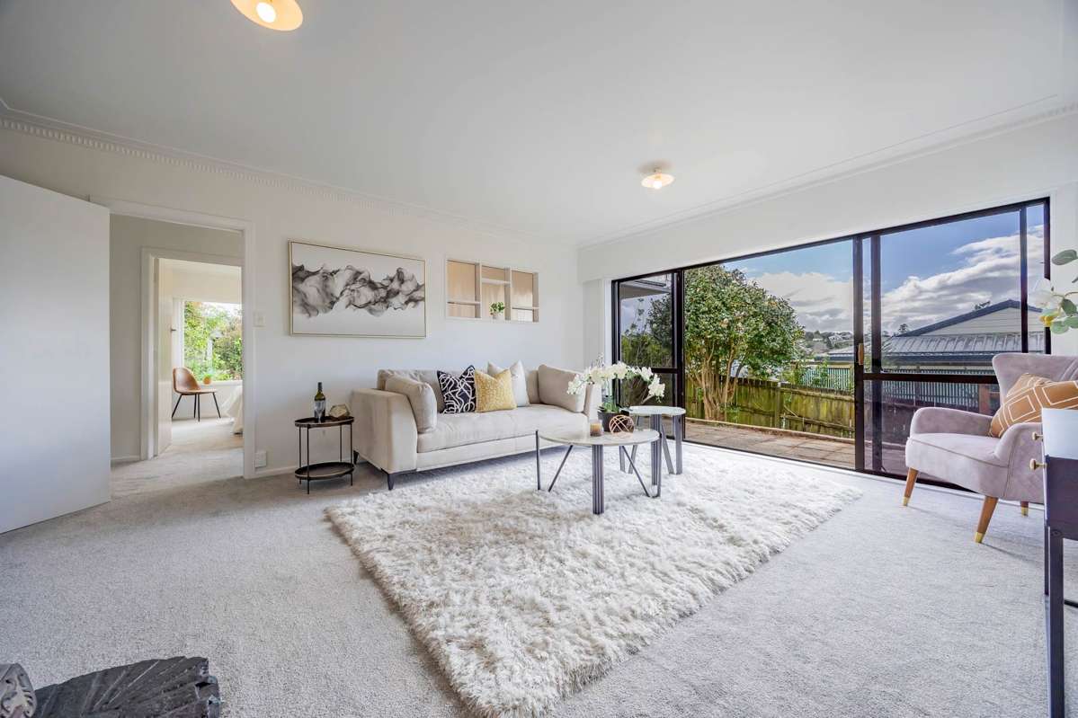 1/221 Wairau Road_1