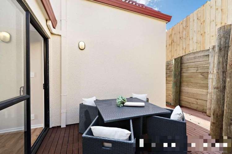 17A Eske Place 10676_5