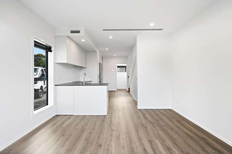 1/18 Stanley Street 1055_4