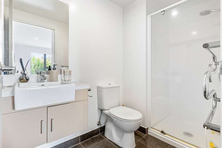 2a/6 Piwakawaka Street Eden Terrace_9