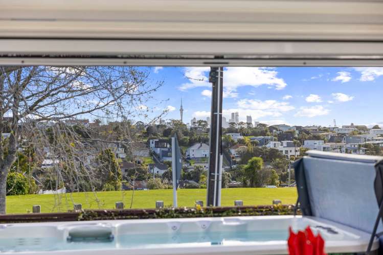 1/92 Patteson Avenue Mission Bay_5