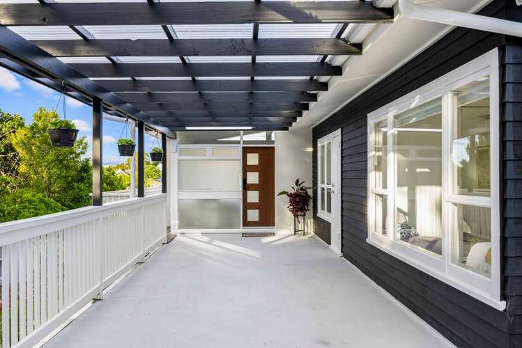 27 Caronia Crescent Lynfield_60