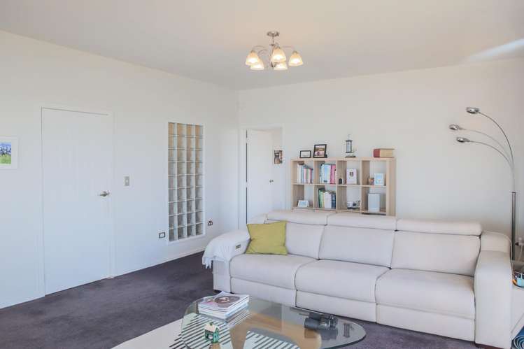 86 Marine Parade Bluff_14