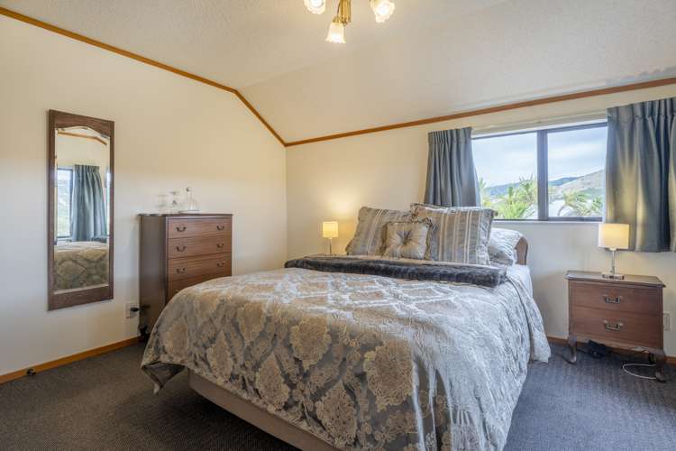 7 Montrose Grove Churton Park_24