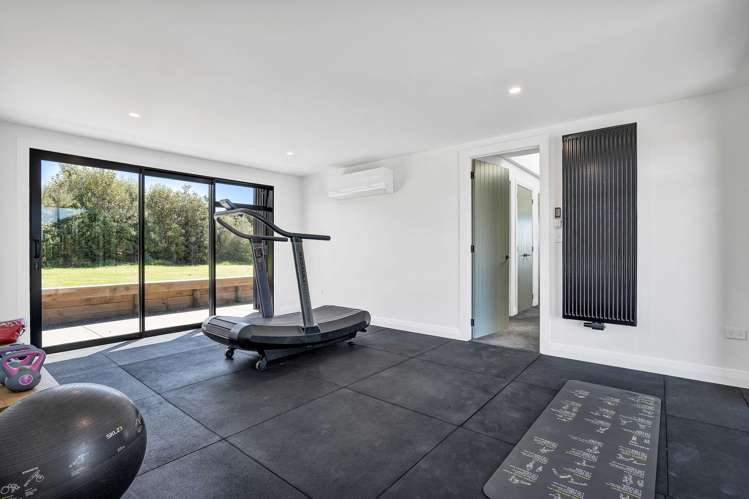 323 Koru Road Koru_31