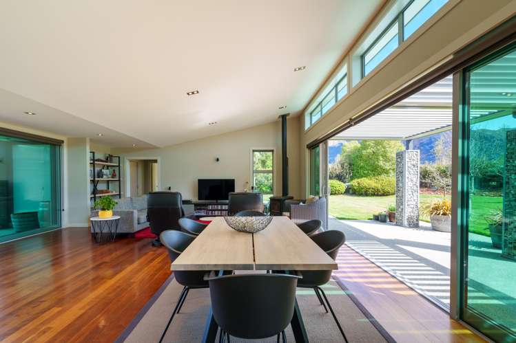 28 Sam John Place Lake Hawea_14