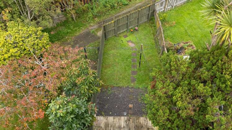 2/264 Grounsell Crescent Belmont_14