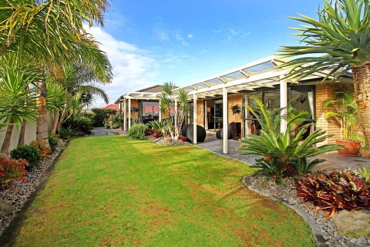 46 Alec Craig Way Gulf Harbour_15