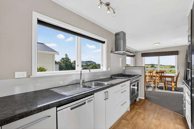 722 Awhitu Road Waiuku_40