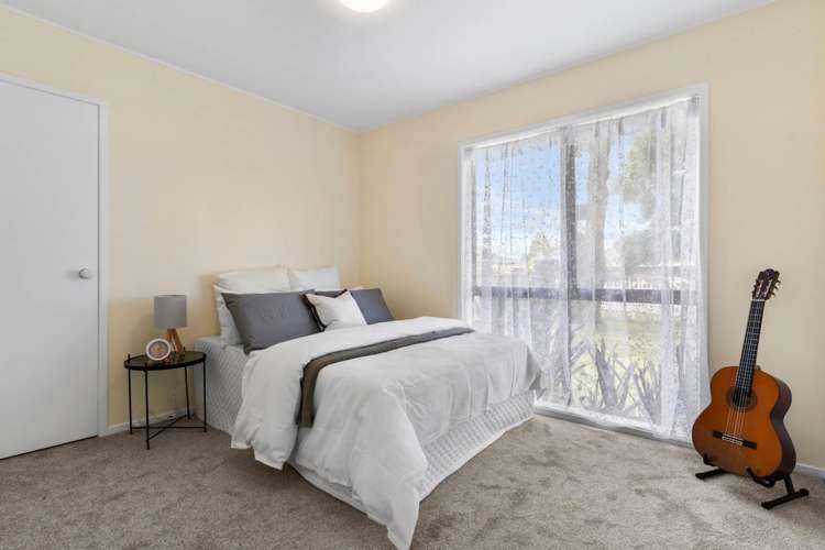 128 Everglade Drive Totara Heights_11