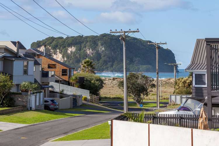 102 Saint Patricks Row Whangamata_0