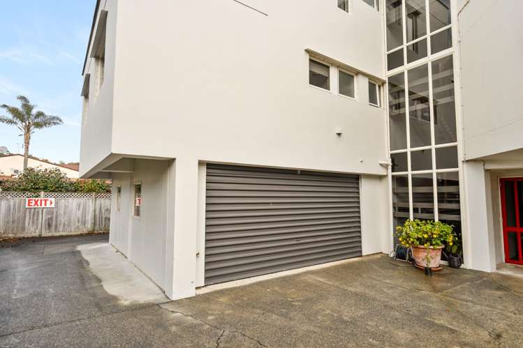 6/2 Vale Road Riverside_13